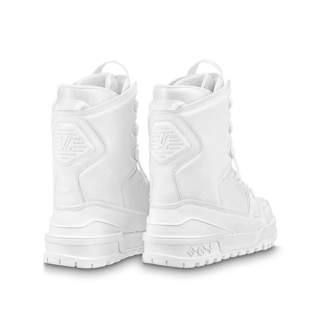 lv trainer snow